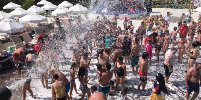 Kuşadası’nda Bayram Hareketliliği