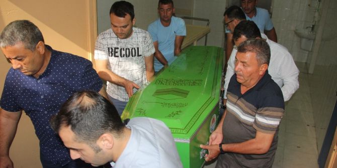 Foseptik Çukurunda Ölenlerin Cenazeleri Alınıyor