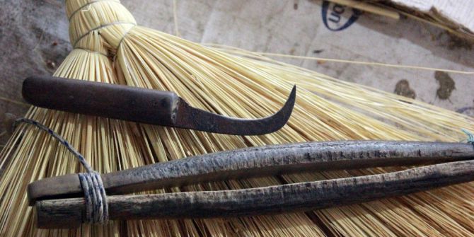 Temizlik Aracı Görülse De, Geçmişinde Farklı İzler Taşıyor