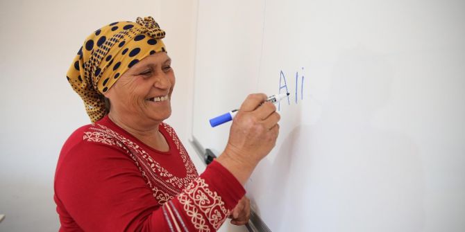 Karşıyaka’da ‘Roman Kooperatifi’ Kuruldu