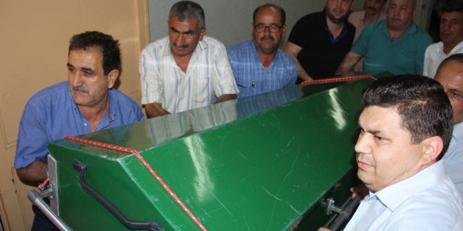 Hamile Kadını Kurtarmak İsterken Ölen Kardeşler Toprağa Verildi