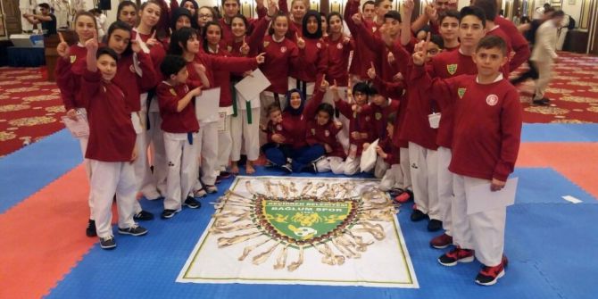 Keçiören Belediyesi Bağlumspor Kulübü’nden Madalya Rekoru