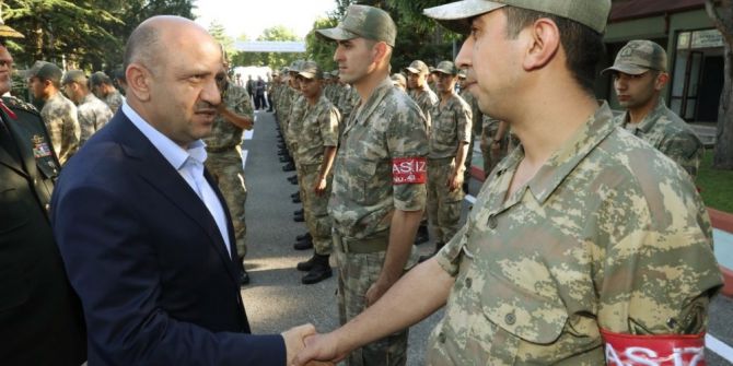 Bakan Işık, Askerlerle Bayramlaştı