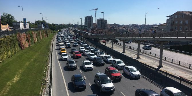 İstanbul Trafiğinde Bayram Yoğunluğu
