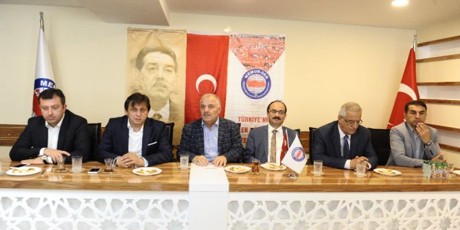 Memur-sen Bursa İl Temsilciliği Üyeleriyle Bayramlaştı
