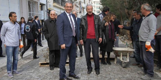 Karşıyaka Sokaklarına Estetik Dokunuş