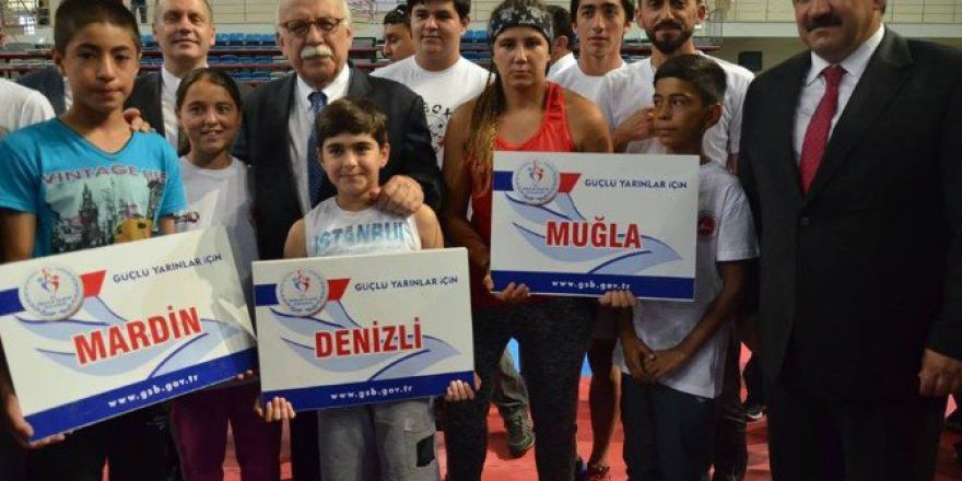 Ortacalı Burcu Nur, Kick Boksta Türkiye Üçüncüsü Oldu