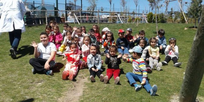 Çocuklar Doğayı Sevdi