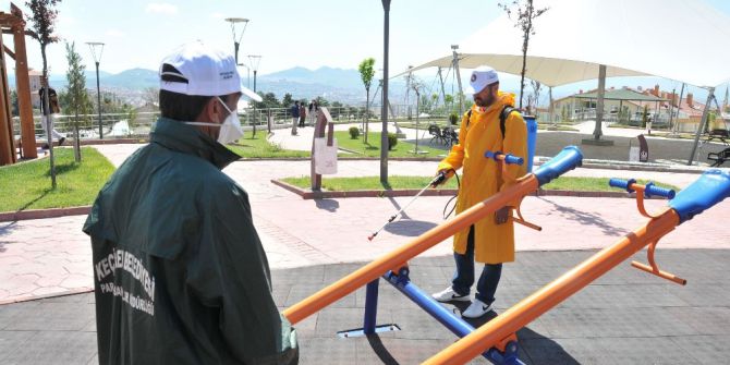 Keçiören’de Parklarda Temizlik