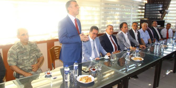 Edremit’te Bayramlaşma Yapıldı