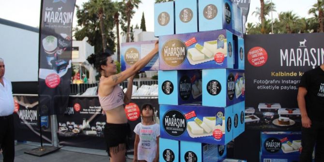 Ödüllü Dondurmaya Tatilcilerden Büyük İlgi