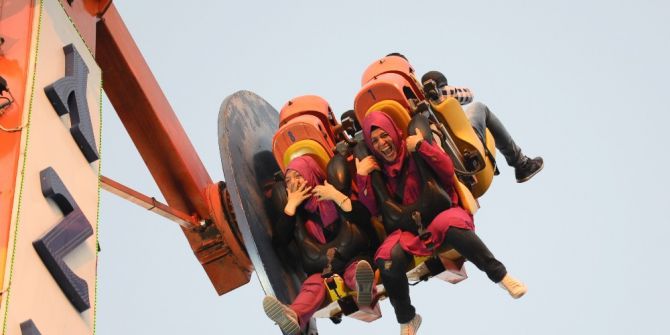 Bayramda Çocuklar Lunaparka Akın Etti