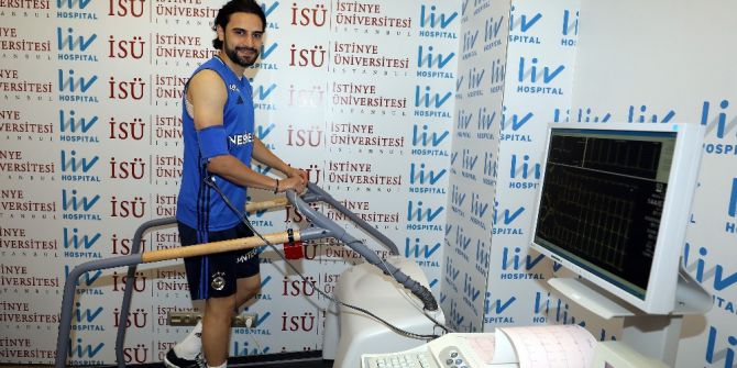 Mehmet Ekici İmzayı Atıyor