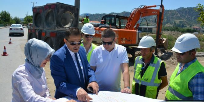 Salihli’yi Su Baskınlarından Kurtaracak Çalışma Yerinde İncelendi