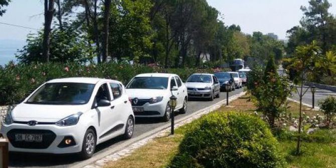 Aşırı Yoğunluk Nedeniyle Milli Park Araç Girişine Kapatıldı