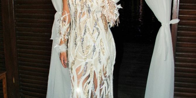 Tuğba Özerk’in Parmağındaki Tek Taşın Sırrı Çözüldü