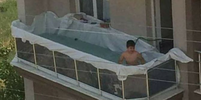 Balkonu Havuza Çevirdi