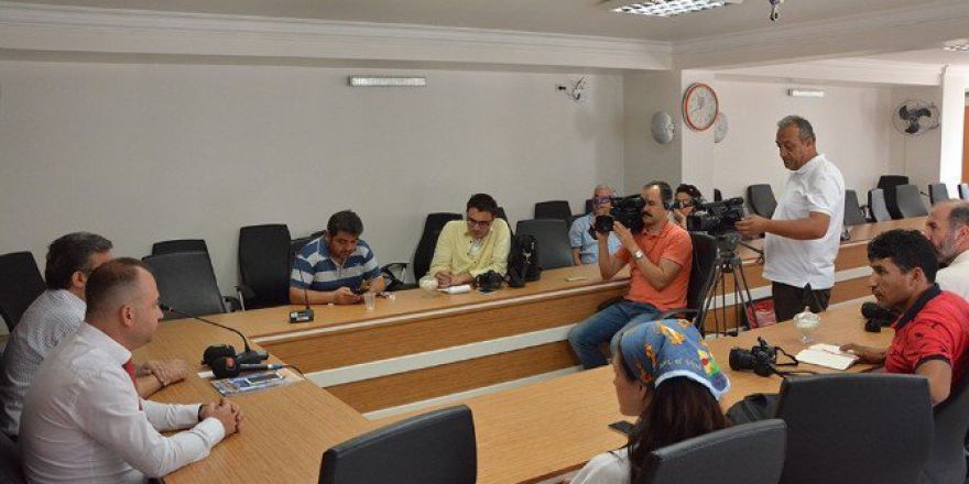 Ak Parti İl Başkanlığı Haftalık Olağan Basın Toplantısı Yapıldı