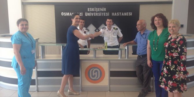 Esogü Hastanesi Yönetimi Hastaları Ve Personeli İle Bayramlaştı