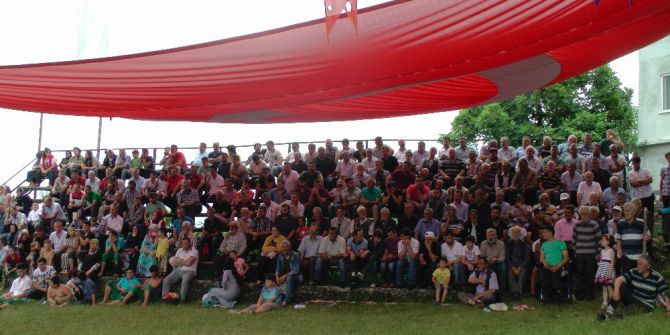 Karakucak Güreşleri’ne Kadınların İlgisi Fazlaydı