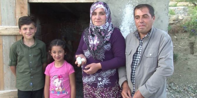 Köyünde Yeşil Yumurta Üreten Kadın Taleplere Yetişemiyor