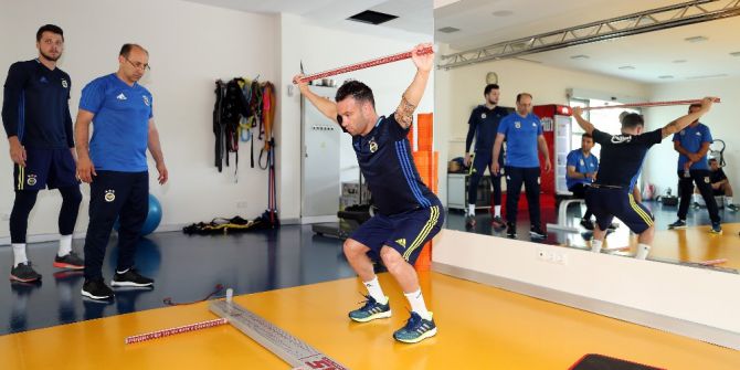 Fenerbahçe’de Yeni Sezon Hazırlıkları Sürüyor
