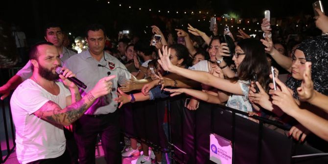 Berkay’dan Muhteşem Konser