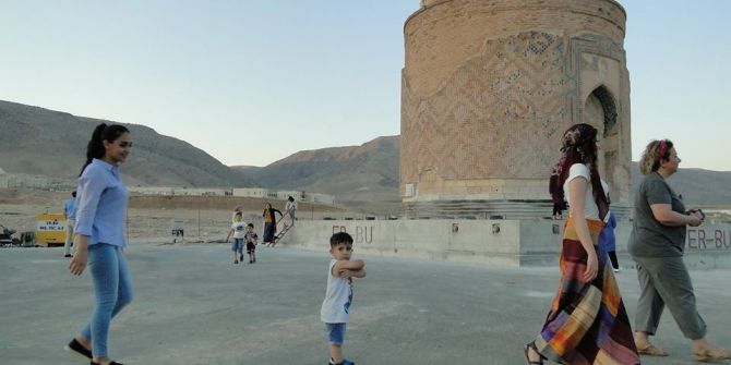 Zeynel Bey Türbesine Ziyaretçi Akını