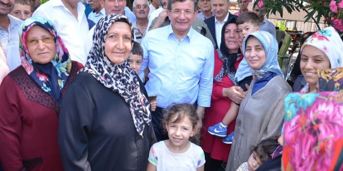 Davutoğlu’ndan Akraba Ziyareti