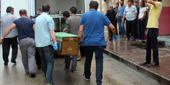 Bonzai Kullanan Genç Öldü