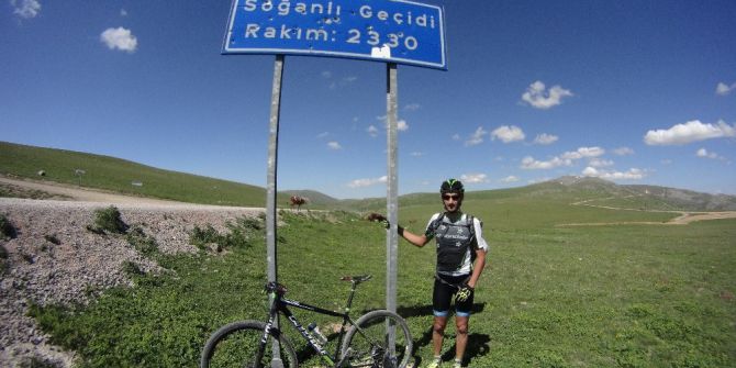 Doğu Karadeniz Yaylalarını Pedal Çevirerek Gezdiler