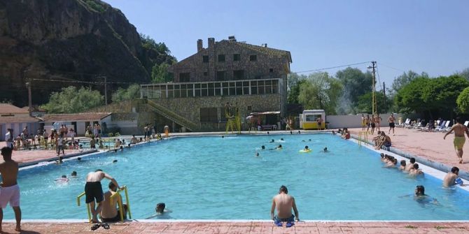 Pınarbaşı Havuzlarında Sezonu Açıldı