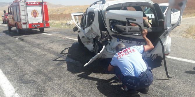 Siirt’te Trafik Kazası: 1 Ölü, 4 Yaralı