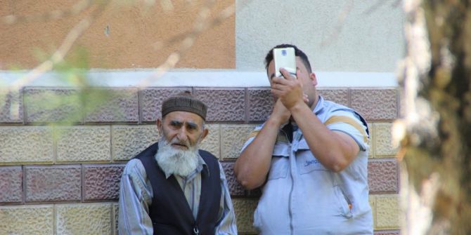 7’den 70’e Herkes İntihar Girişimini Seyretmek İçin Koştular