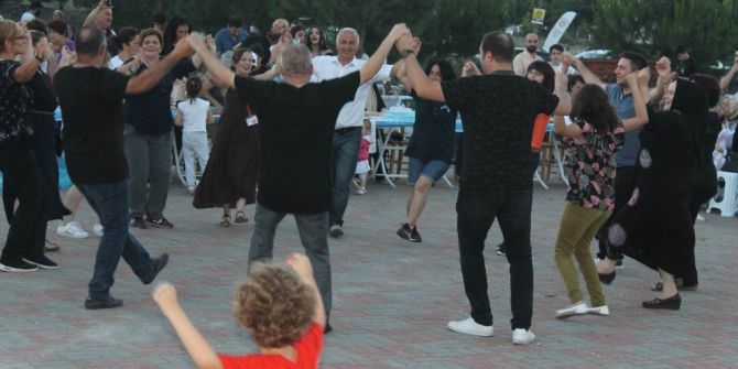 Gürcüler, ’Biz Bize’ Etkinliğinde Buluştu