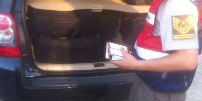 Lüks Otomobilde Milyonluk Cep Telefonu Vurgunu