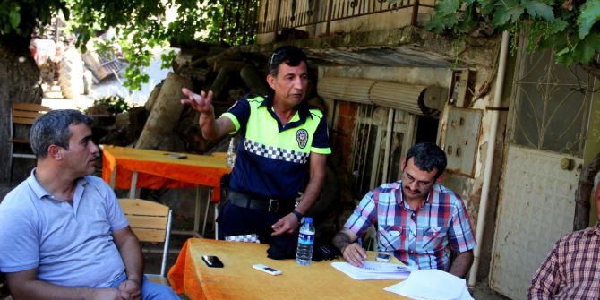 Sarıgöl’de Çiftçilere Trafik Eğitimi