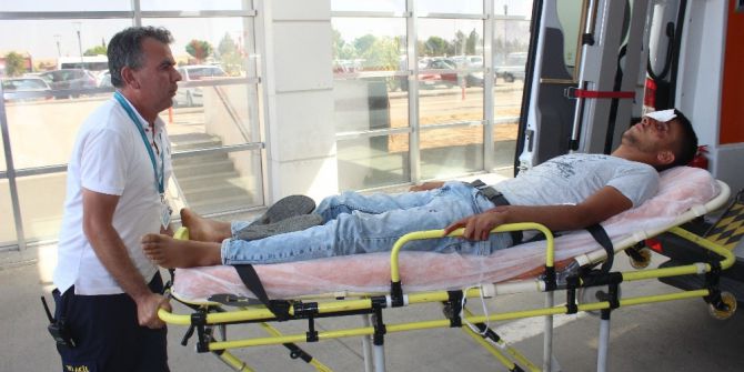 Şarampole Yuvarlanan Kepçe Sürücüsü Yaralandı