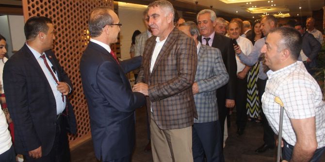 Vali Yavuz’a Veda Yemeği