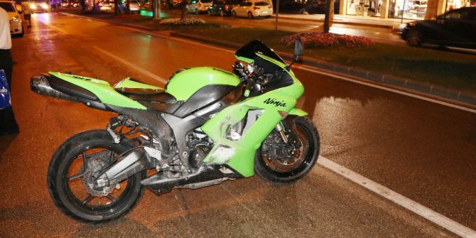 Yaralı Motosikletli "Soru Sorun Bilincimi Açık Tutun" Diyerek Hayatta Kalmaya Çalıştı