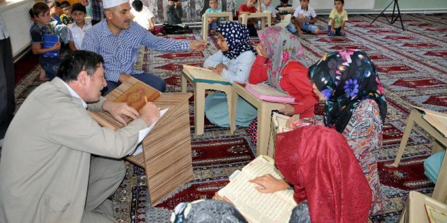 Sorgun’da Kuran’ı Kerim Okuma Yarışması Düzenlendi