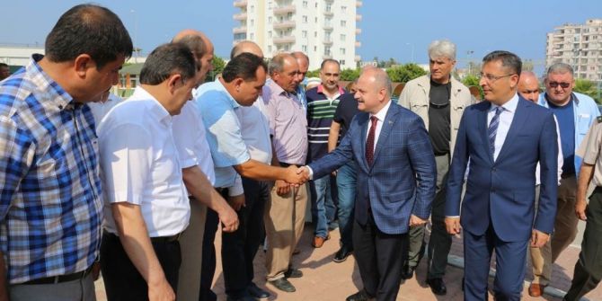 Vali Çakacak’ın Mersin’e Veda Ziyaretleri Sürüyor