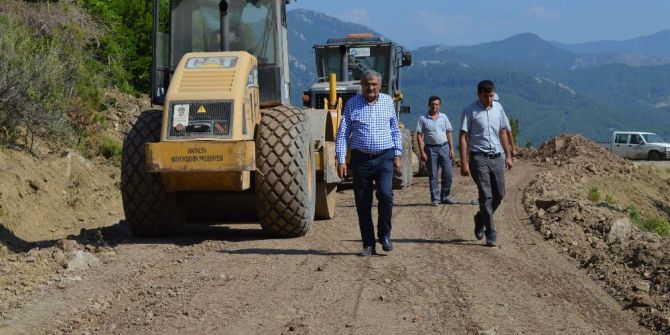 Serik Ve Gazipaşa’da Asfalt Çalışması