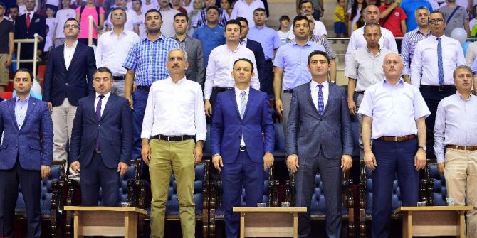 Yaz Spor Okulları Açılış Töreni Gerçekleştirildi