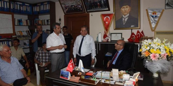 Vali Demirtaş: "Asli Görevimiz Milletimize Hizmettir"