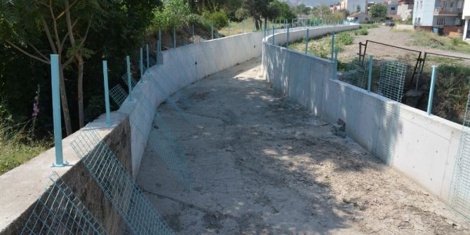 Kuşlubahçe Deresine Taşkın Önlemi