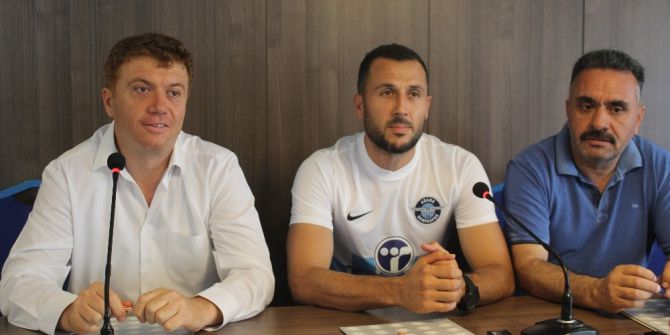 Adana Demirspor Kaleci Şahmalı İle Anlaştı
