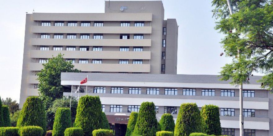 Akdeniz Üniversitesi’nde Rektör Yardımcıları Belli Oldu