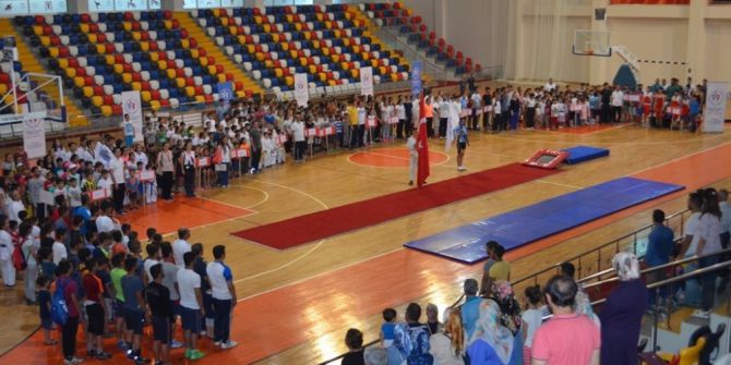 Yaz Spor Okulları Açıldı