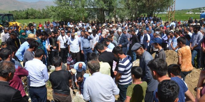 Güvenlik Korucusu, Arkadaşının Silahından Yanlışlıkla Çıkan Kurşunla Şehit Oldu